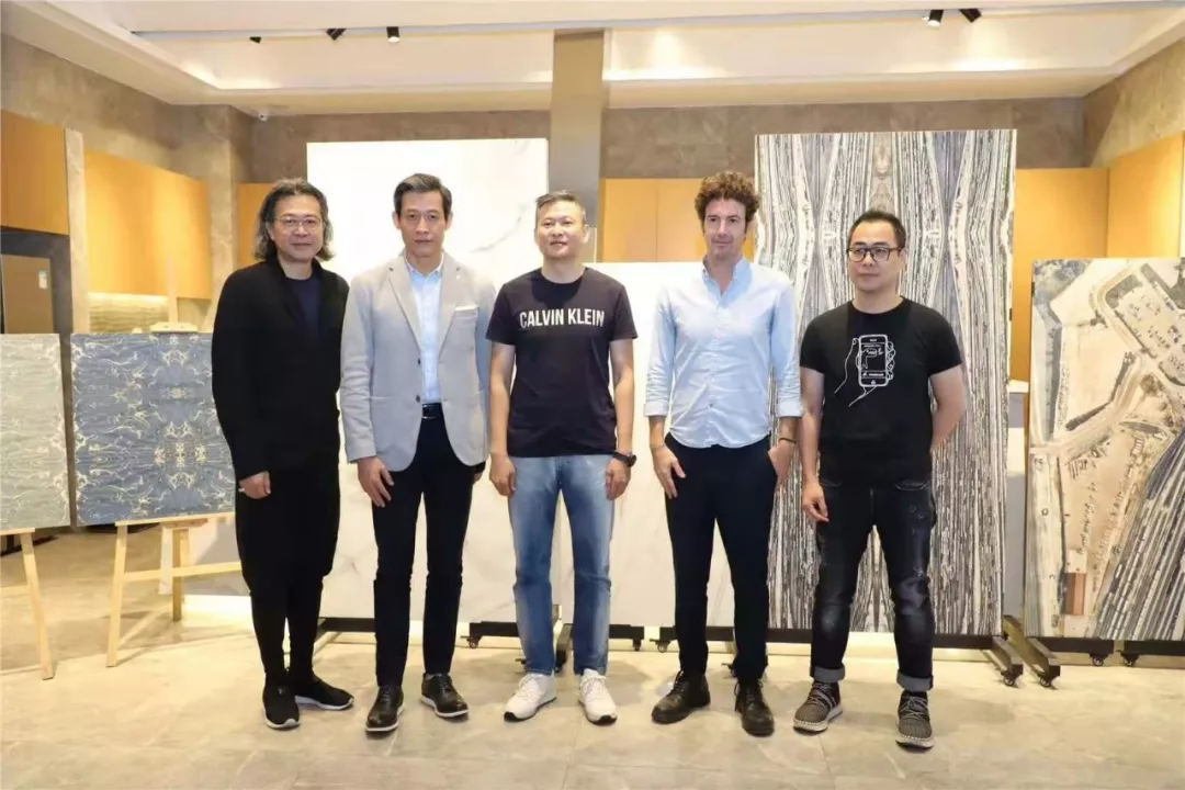 陶博會(huì)探店|KT瓷磚帶你一秒做“上帝”，地球之美竟在眼前！
